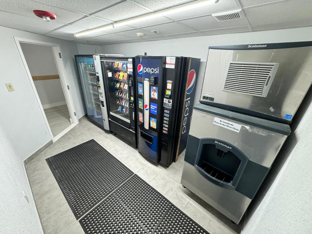 Studio 6 Suites East Syracuse Airport Luaran gambar