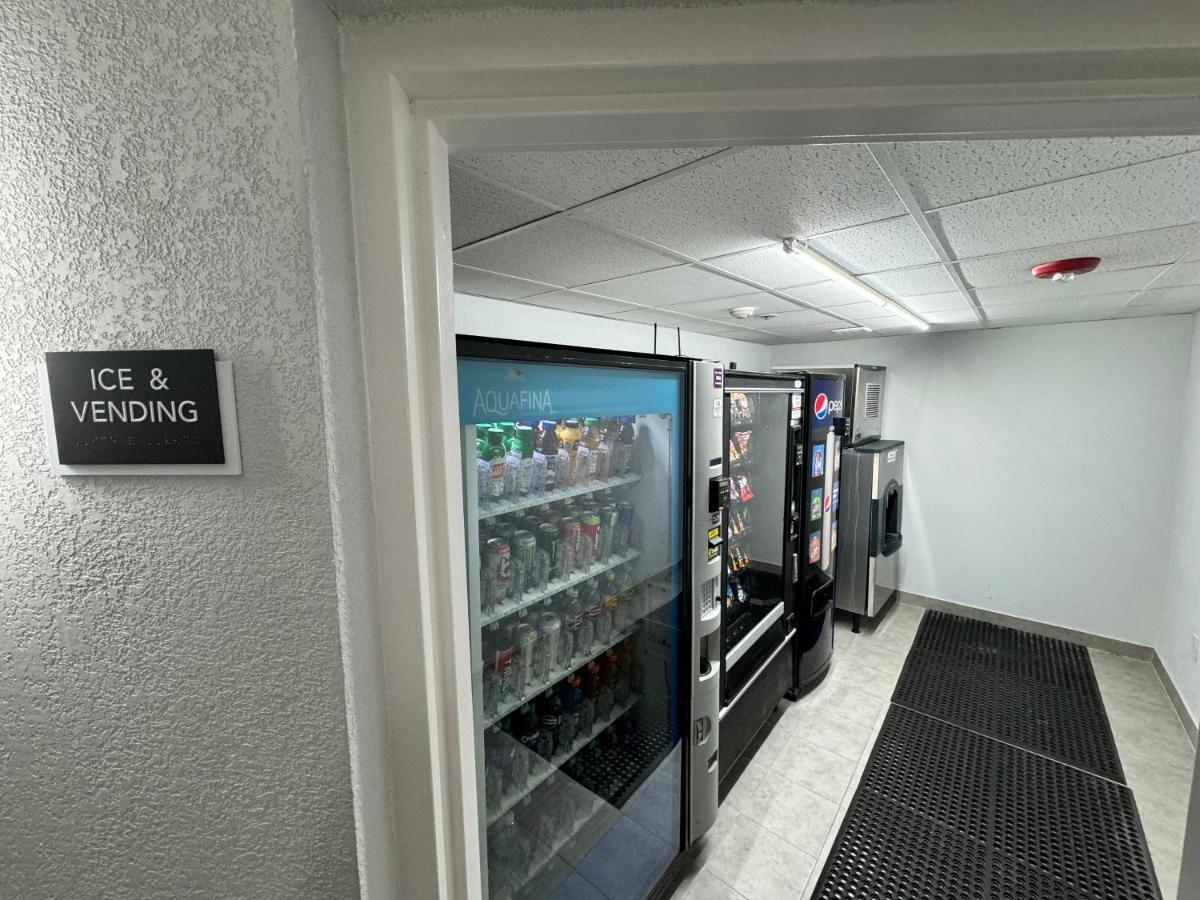 Studio 6 Suites East Syracuse Airport Luaran gambar